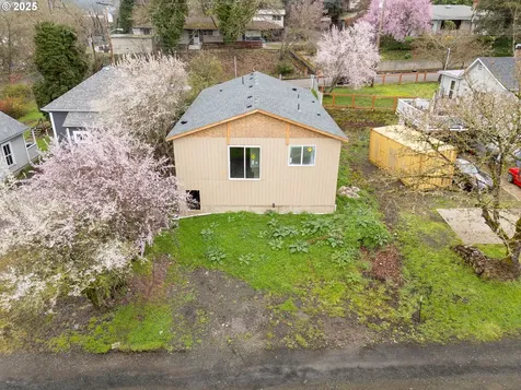 248 SE Pitzer Street Roseburg OR 97470