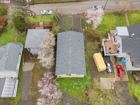 248 SE Pitzer Street Roseburg OR 97470