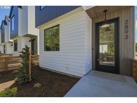 2833 NE 62nd Avenue Portland OR 97213