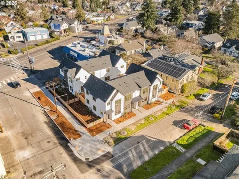 2833 NE 62nd Avenue Portland OR 97213