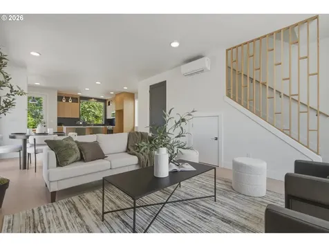 2833 NE 62nd Avenue Portland OR 97213