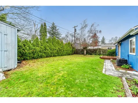 8426 NE Wygant Street Portland OR 97220