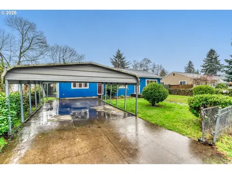 8426 NE Wygant Street Portland OR 97220