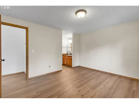 15217 NE 37th Street Vancouver WA 98682