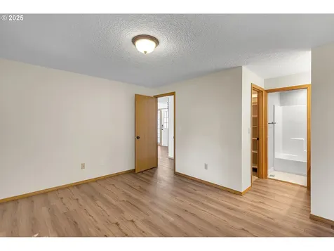 15217 NE 37th Street Vancouver WA 98682
