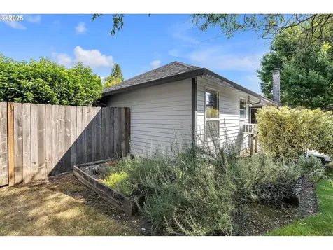 15217 NE 37th Street Vancouver WA 98682