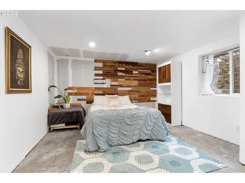 1114 9th Street Hood River OR 97031