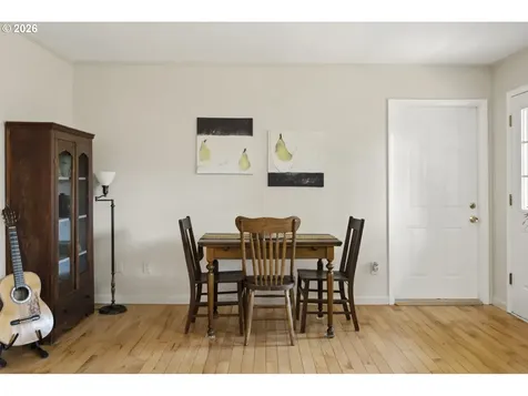 22305 NE Ilafern Lane Dundee OR 97115