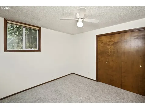 22305 NE Ilafern Lane Dundee OR 97115