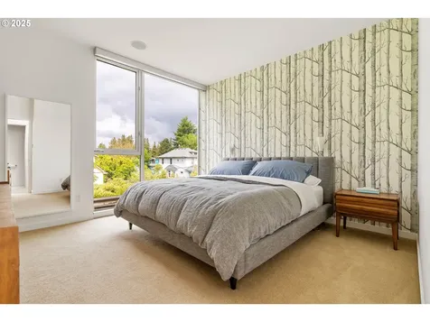 435 N Shaver Street Portland OR 97227