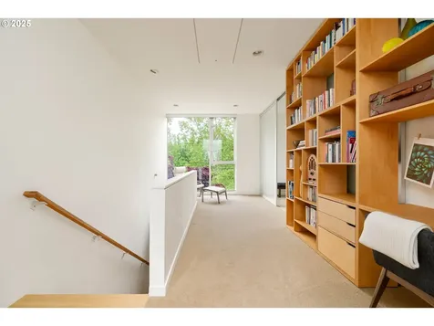 435 N Shaver Street Portland OR 97227