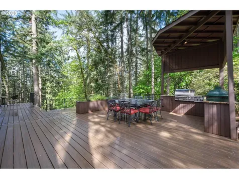 4330 N Shasta Loop Eugene OR 97405