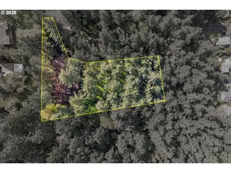 4330 N Shasta Loop Eugene OR 97405