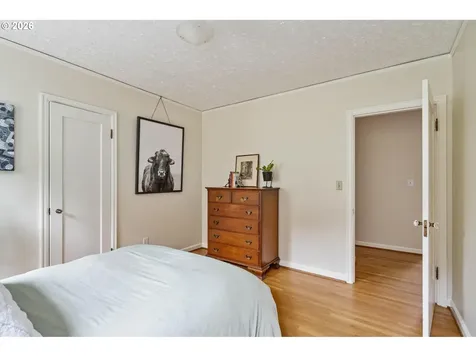 606 SW Evans Street Portland OR 97219