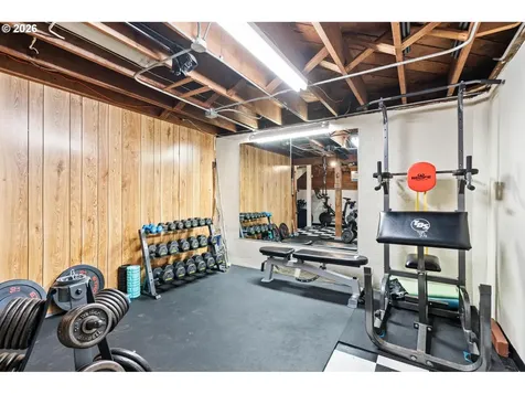 606 SW Evans Street Portland OR 97219