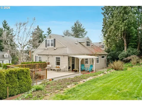 606 SW Evans Street Portland OR 97219