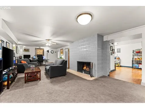 9025 SE 42nd Avenue Milwaukie OR 97222