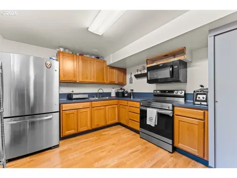 9025 SE 42nd Avenue Milwaukie OR 97222