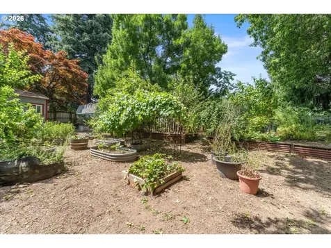 9025 SE 42nd Avenue Milwaukie OR 97222