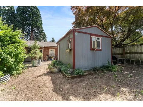 9025 SE 42nd Avenue Milwaukie OR 97222