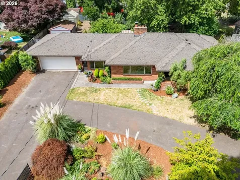 9025 SE 42nd Avenue Milwaukie OR 97222
