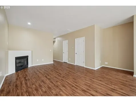 5960 SE 15th Loop Gresham OR 97080