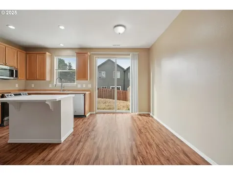 5960 SE 15th Loop Gresham OR 97080