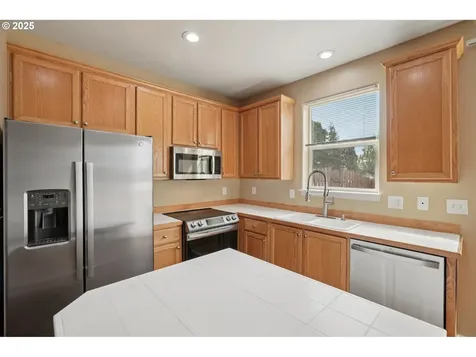 5960 SE 15th Loop Gresham OR 97080