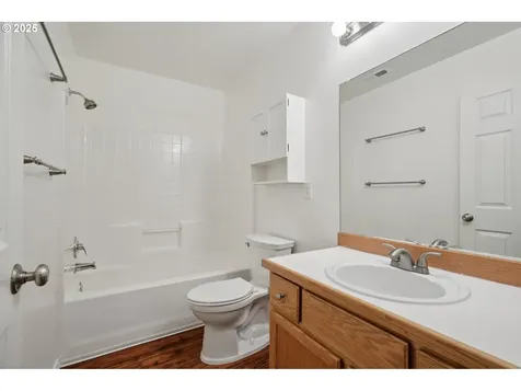 5960 SE 15th Loop Gresham OR 97080