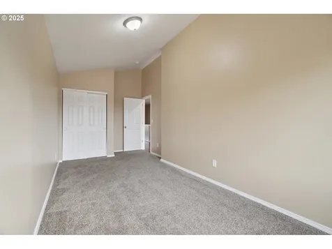 5960 SE 15th Loop Gresham OR 97080