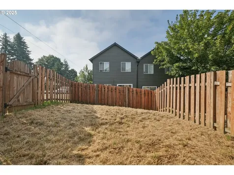 5960 SE 15th Loop Gresham OR 97080