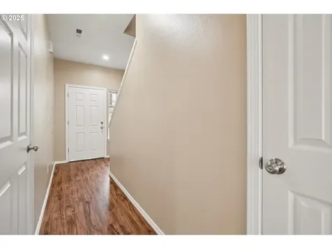 5960 SE 15th Loop Gresham OR 97080