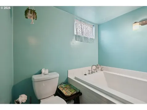 2235 SE 185th Avenue Portland OR 97233