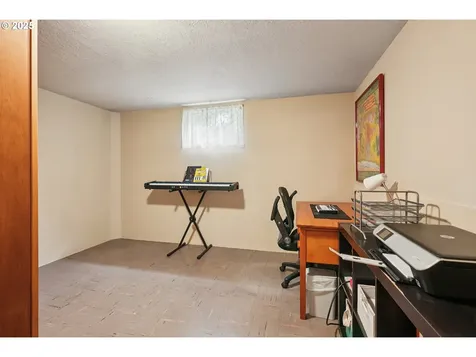 2235 SE 185th Avenue Portland OR 97233