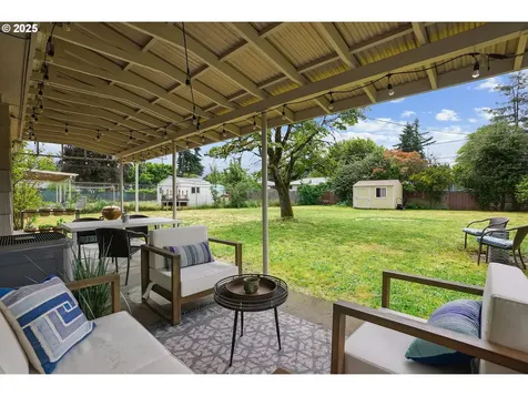 2235 SE 185th Avenue Portland OR 97233