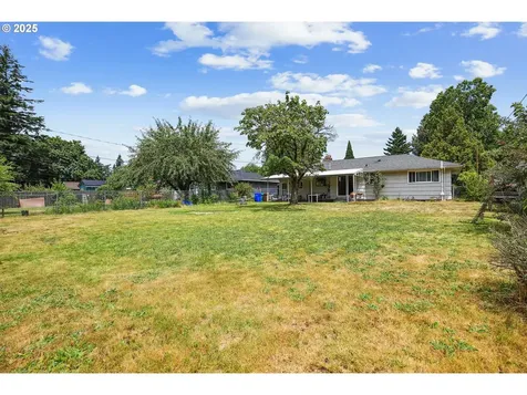 2235 SE 185th Avenue Portland OR 97233