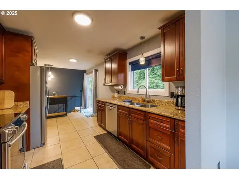 109 SE Olvera Avenue Gresham OR 97080
