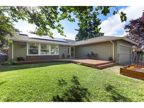 2460 NE Juniper Avenue Gresham OR 97030