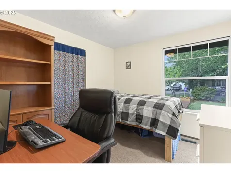 2460 NE Juniper Avenue Gresham OR 97030