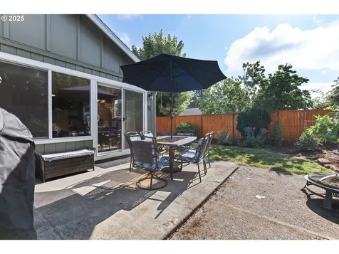 2460 NE Juniper Avenue Gresham OR 97030