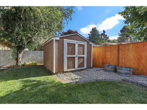 2460 NE Juniper Avenue Gresham OR 97030