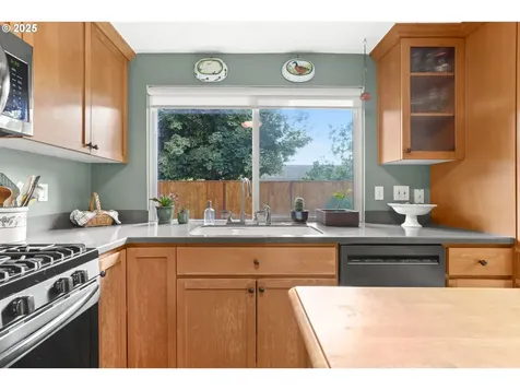 2460 NE Juniper Avenue Gresham OR 97030
