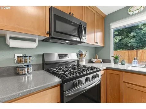 2460 NE Juniper Avenue Gresham OR 97030