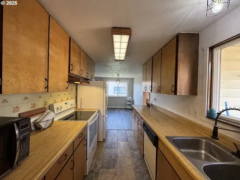 2120 SW Olson Avenue Pendleton OR 97801