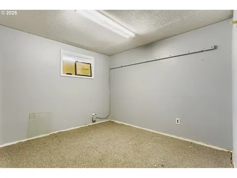 15996 S Thayer Road Oregon City OR 97045
