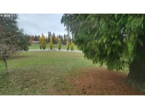 15996 S Thayer Road Oregon City OR 97045