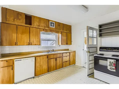 15996 S Thayer Road Oregon City OR 97045