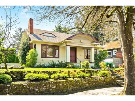 1132 NE Going Street Portland OR 97211