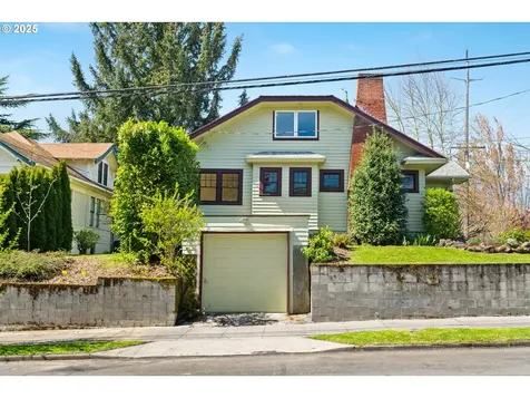 1132 NE Going Street Portland OR 97211