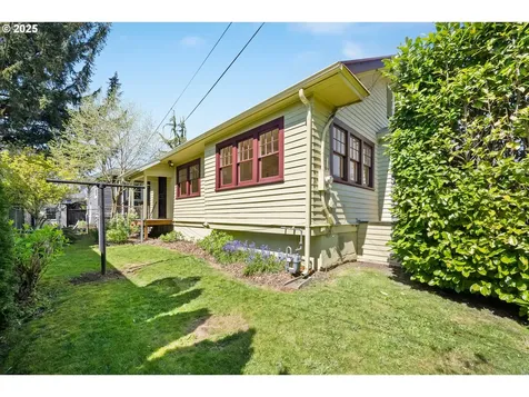 1132 NE Going Street Portland OR 97211